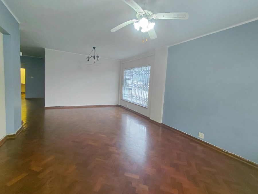 To Let 3 Bedroom Property for Rent in Humewood Eastern Cape